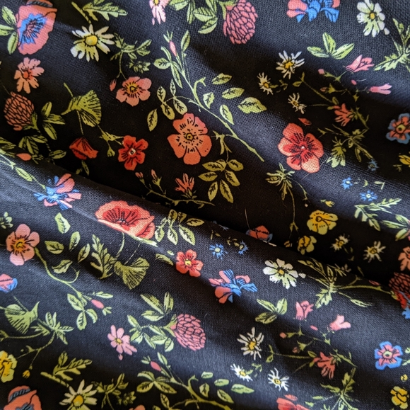 Maitai Black Floral Dress - Picture 2 of 3